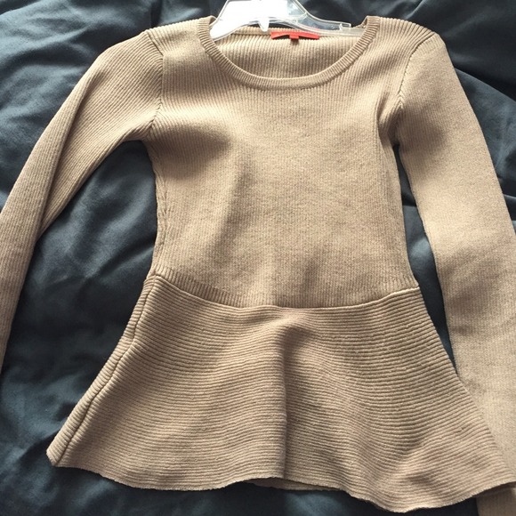 Beige Long sleeve shirt!