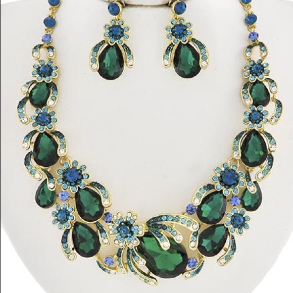 Blue and Gold Zircon Necklace Set