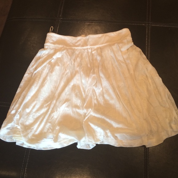 White H&M skirt