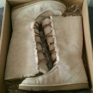 NEW UGG Boots