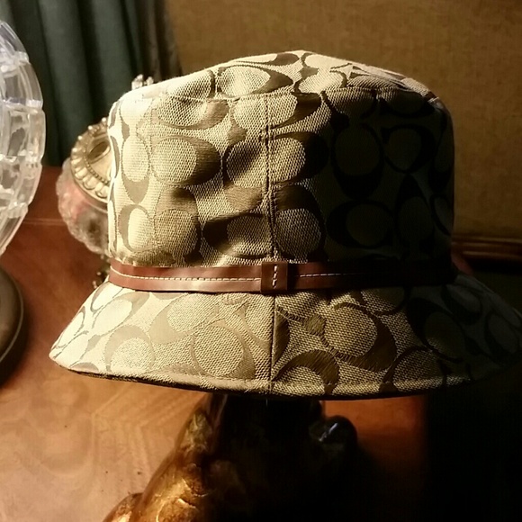 Coach bucket hat