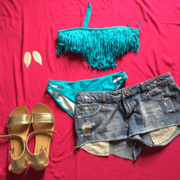 Fringe turquoise bikini