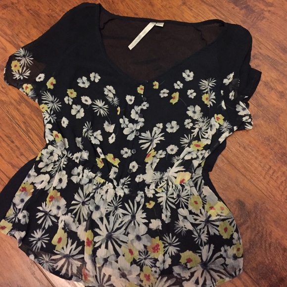 Floral top