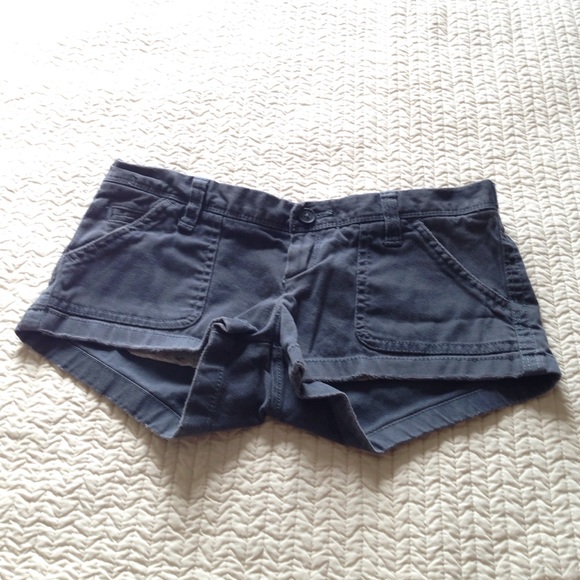 SOLD IN BUNDLE | •Navy Shorts• - Picture 2 of 3