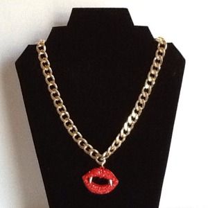 Trendy Vampire Necklace