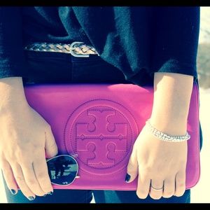 Tory burch clutch