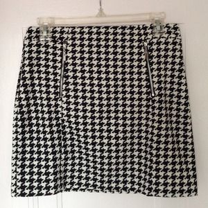 HOUNDSTOOTH MINI SKIRT🎀