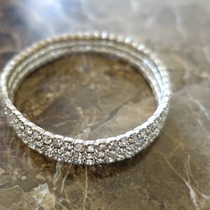 Skinny crystal bracelet