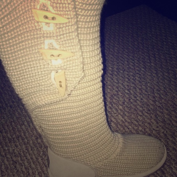 Cream color bearpaw knit boots