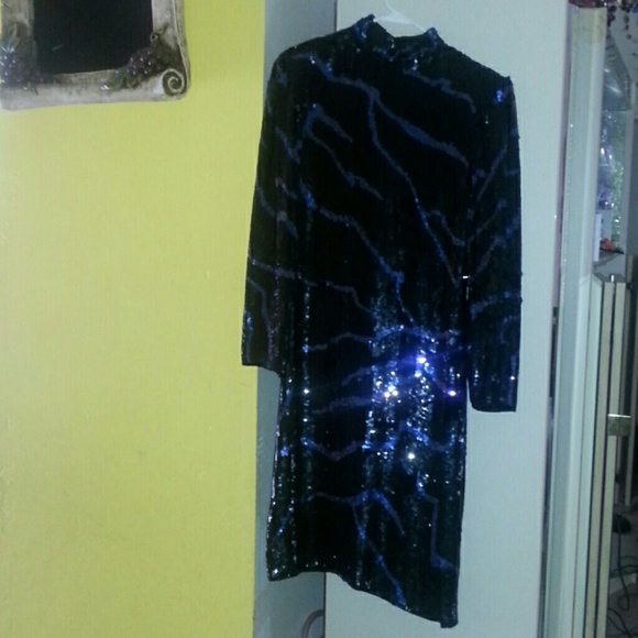 Sequin dress - Picture 3 of 3