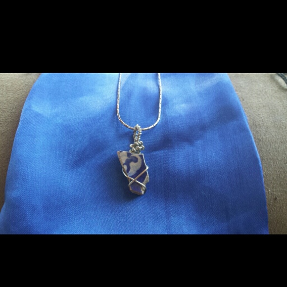 Freebird  (chaney) pendant