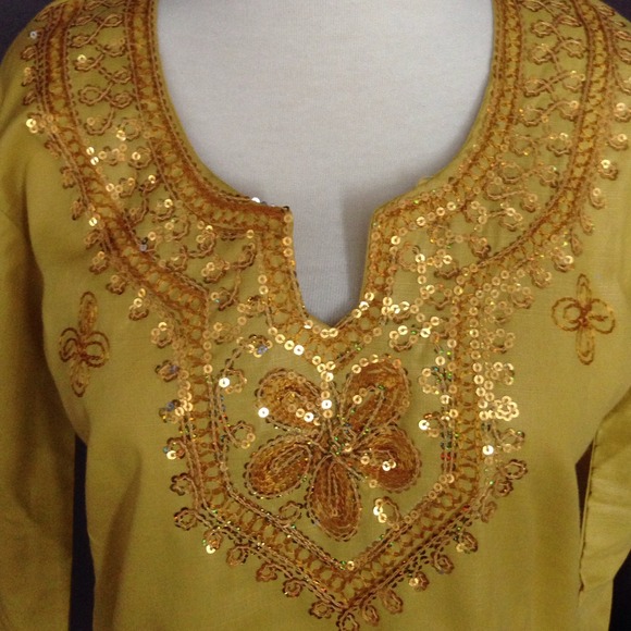 Authentic designer Indian top in canary yellow - Picture 2 of 3
