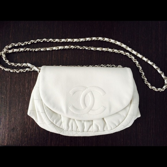 26 off CHANEL Handbags Chanel WOC White Leather cross body bag from