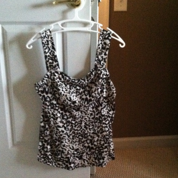 Tank top - Picture 1 of 1