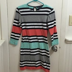 Quarter sleeve t-shirt dress