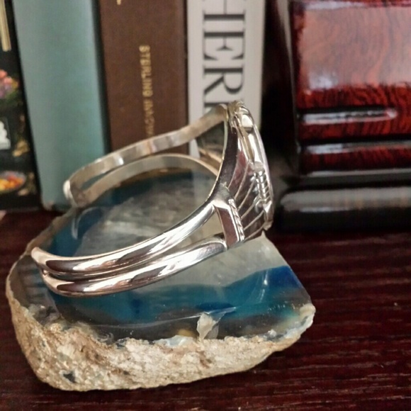 โ SOLDโSterling Cuff With Banded Amethyst - Picture 3 of 4