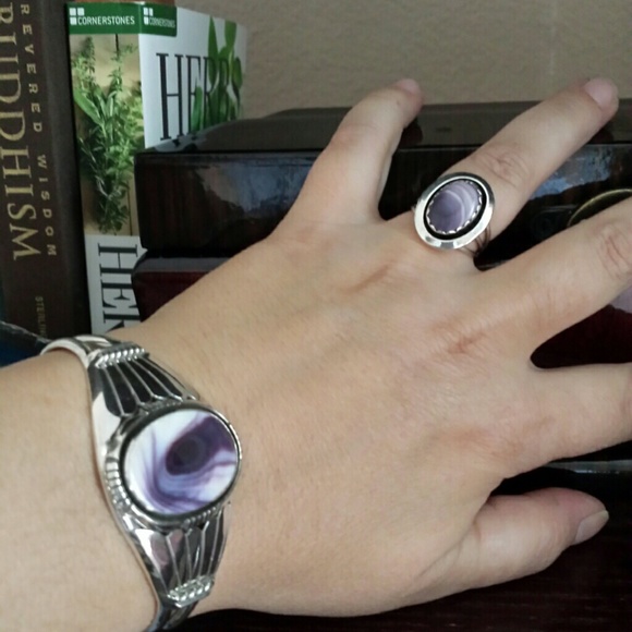 โ SOLDโSterling Cuff With Banded Amethyst - Picture 4 of 4