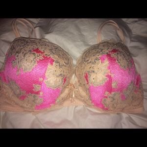 Victoria secret SEXY plunge push up Bra 👙💗