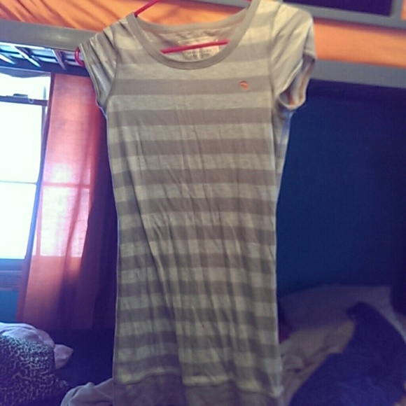 A&f striped tee - Picture 1 of 2