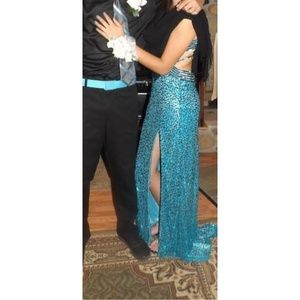 Prom, homecoming, winterball dress