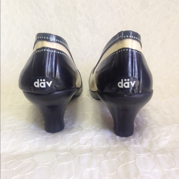 Stylish RAIN SHOES shoes☔️ - Picture 3 of 4