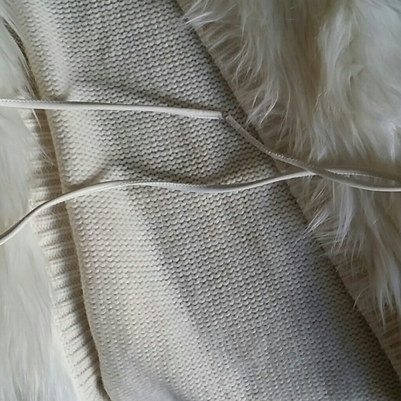Bundled - Picture 3 of 4