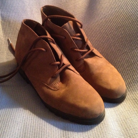 Suede leather boots