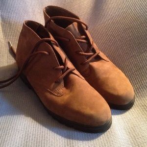 Suede leather boots