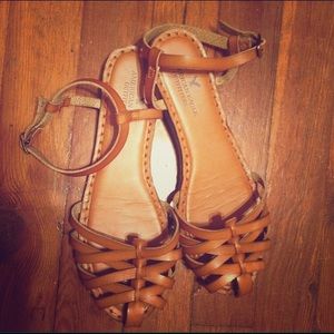 American Eagle Sandals