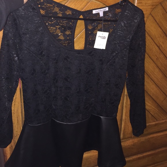 Black lace and & leather like peplum top. Hott