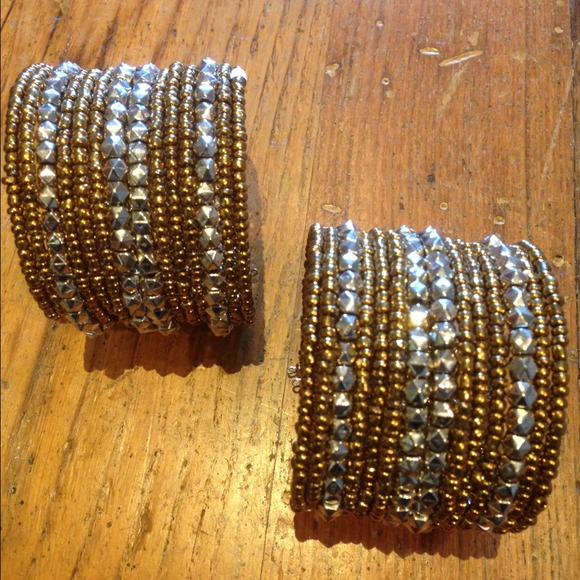 New Beautiful gold and silver beaded cuff on wire
