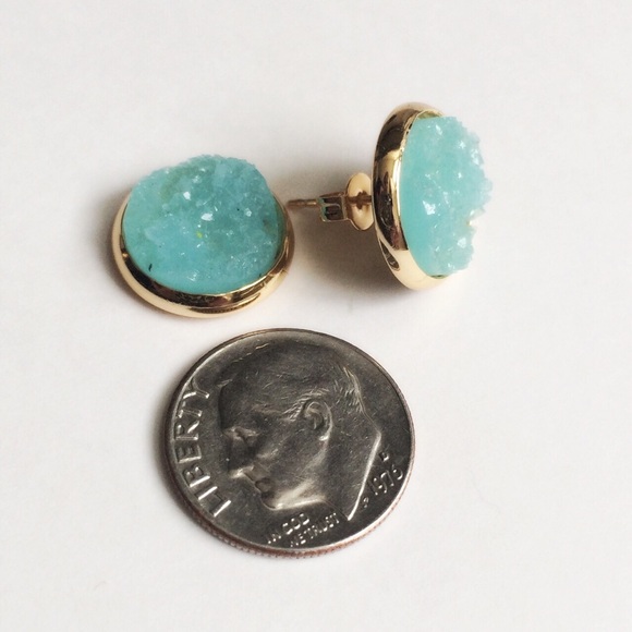 3 for 15🎀chunky Aqua Drusy style gold studs - Picture 4 of 7