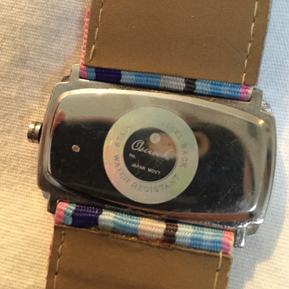 Watch with striped pattern ! - Picture 3 of 3