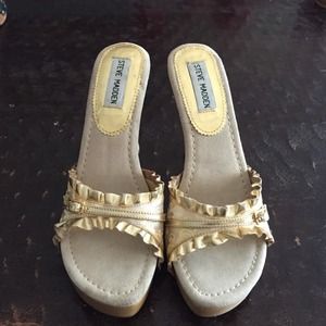 Steve Madden Gold Heels