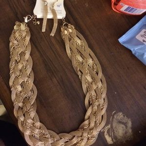 THICK CHAIN NECKLESS