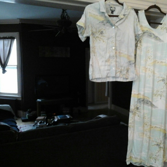 Tommy Bahama maxi dress and top silk - Picture 3 of 3