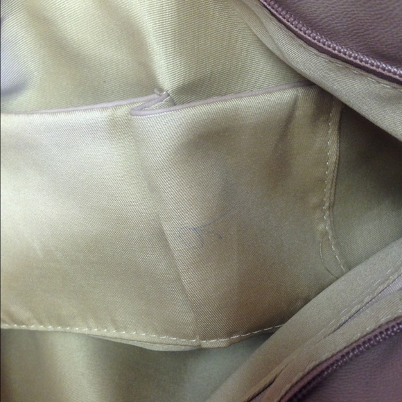 Studded Fashion Handbag👜 - Picture 4 of 4