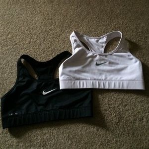 NIKE Dri-fit sports bra high impact - black white