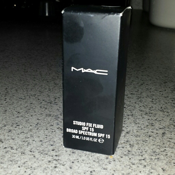 Brand new MAC nc45 studio fix fluid