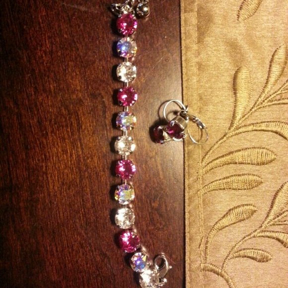 Swarovski  Crystal  bracelet and earring new