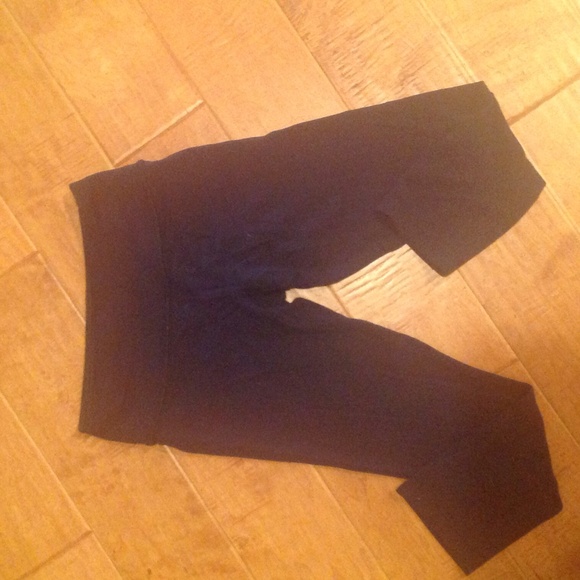 Lulu Wunderunder Crops in Dark Navy