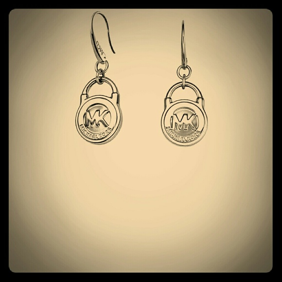 Brand new Michael kors earings ☆☆☆☆☆☆☆