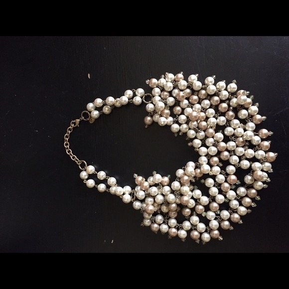 Stella and Dot Pearl Statement Necklace