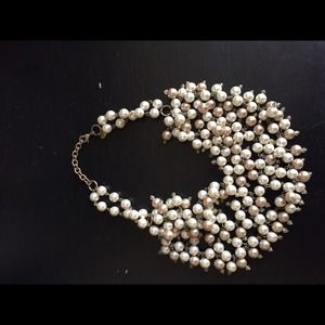 Stella and Dot Pearl Statement Necklace