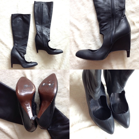 Ports 1961 Black Boots with Cutout - Picture 4 of 6