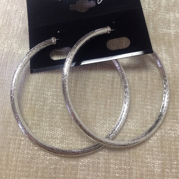2.5" Etched Hoop Earrings. - Picture 3 of 3