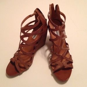 Steve Madden Cognac Wedges