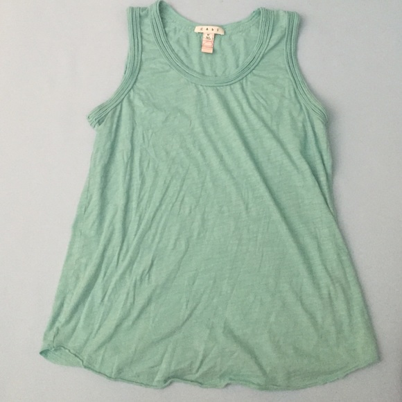 Lightweight light blue top