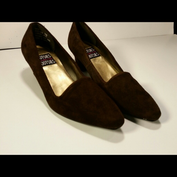 NEW Mootsie Tootsie  Brown Suede Siren Pumps 7M