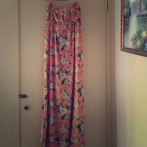 Floral maxi dress